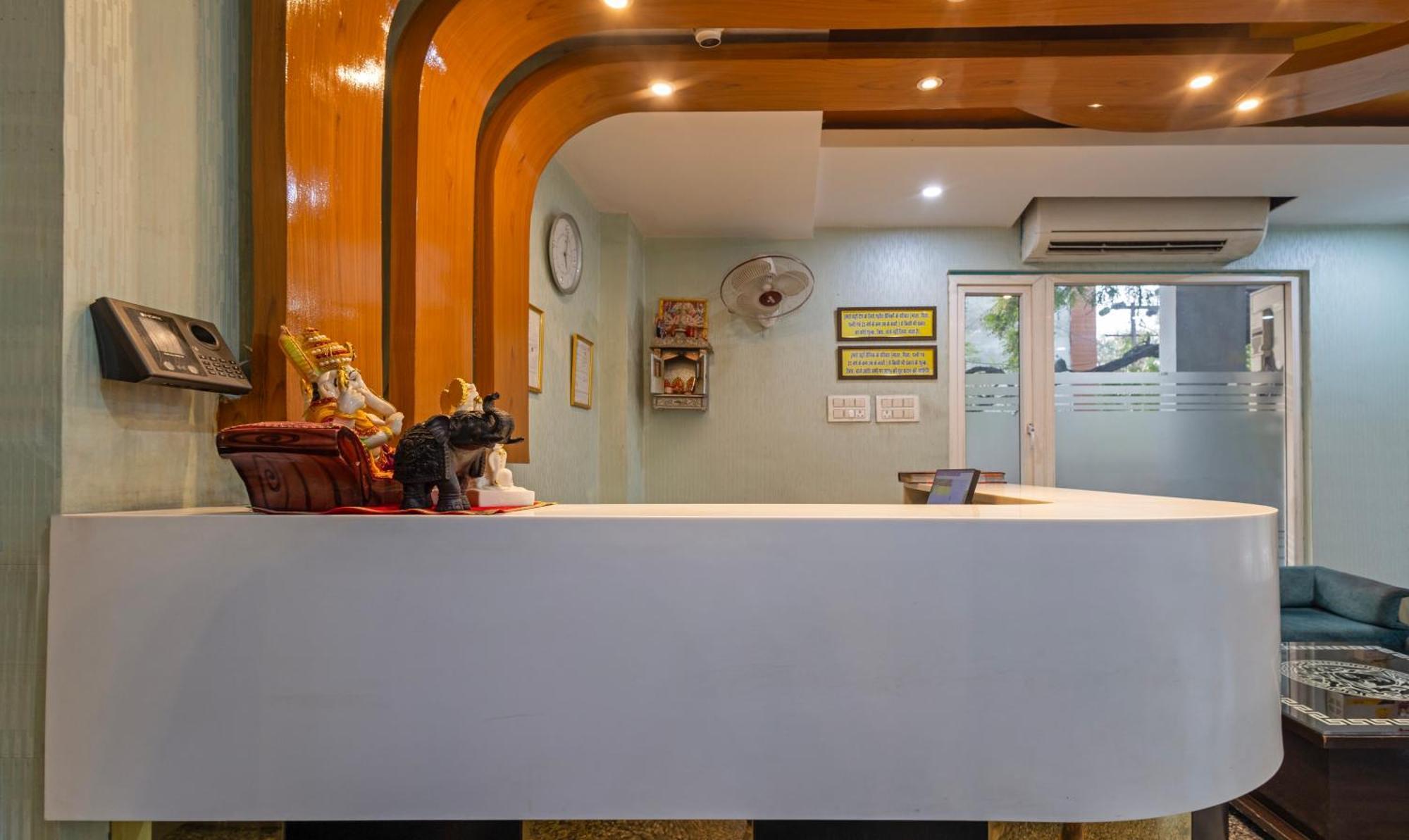 Hotel Treebo Shakuntalam, Near Lucknow Airport Extérieur photo